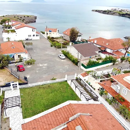 Villa River & Sea