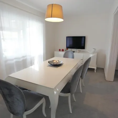 River & Sea Villa *